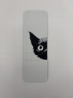 3D printed minimalist peeking cat bookmark in black and white