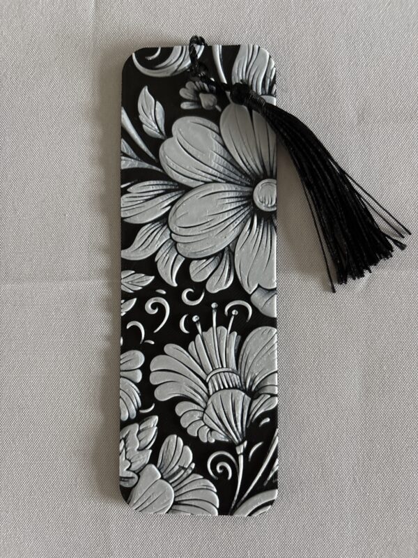 129 3D Printed Floral Garden Bookmark – Elegant Flower Pattern | BigYawn 3D