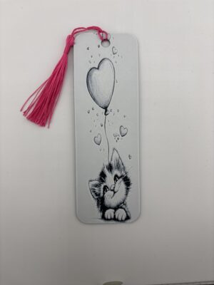 3D Printed Cute Kitten with Heart Balloon Bookmark | BigYawn 3D