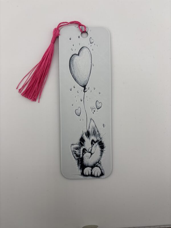 222-1.jpg 3D Printed Cute Kitten with Heart Balloon Bookmark | BigYawn 3D