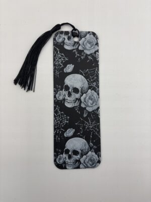 3D Printed Gothic Skull, Roses & Webs Bookmark - Monochrome Design | BigYawn 3D