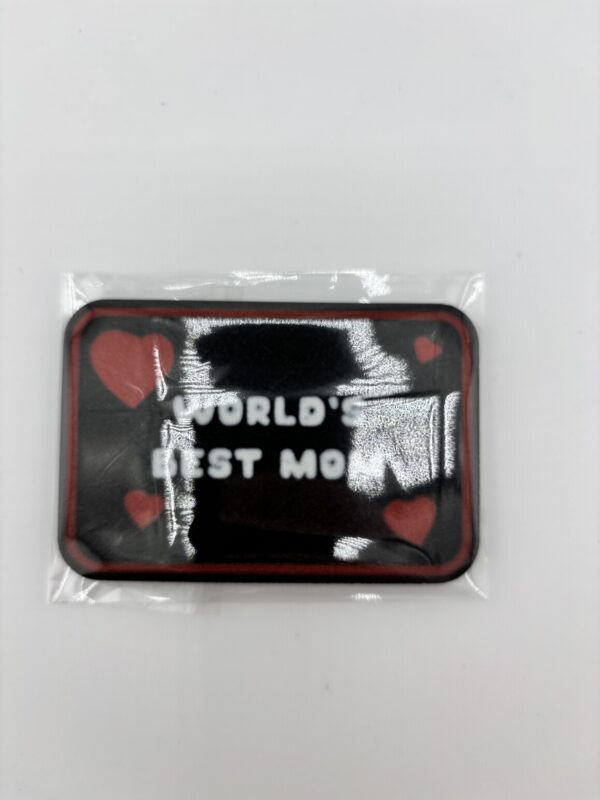 World’s Best Mum 3D printed fridge magnet packaged in protective sleeve