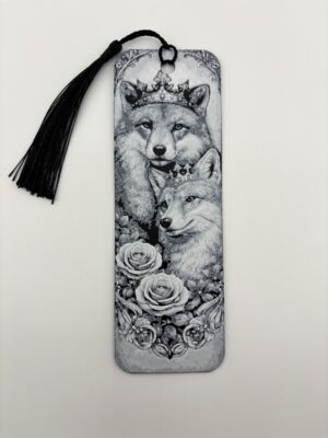 3D printed fox king and queen bookmark with tassel in monochrome layered PLA